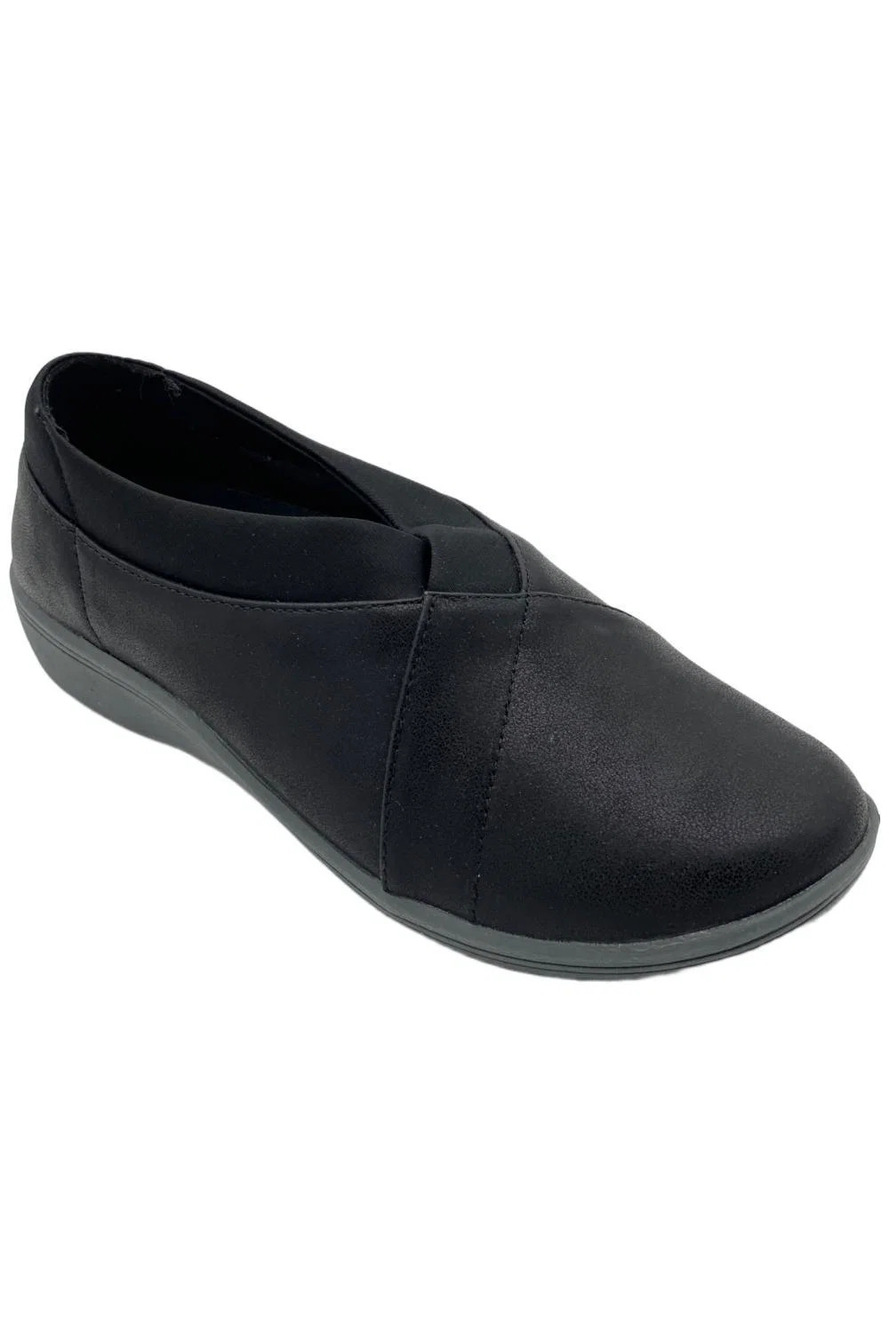 Copper Fit Women's Restore Slip On Clog Black - Medium